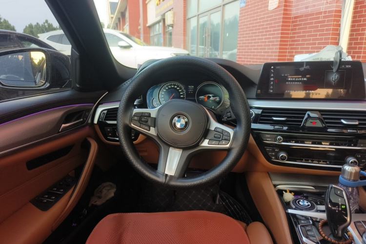 Used BMW 5 Series 2018 525i M Sport Package Steering Wheel