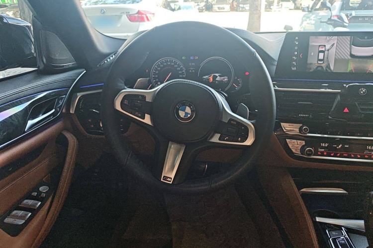 Used BMW 5 Series 2018 Restyled 530Li Luxury Edition M Sport Package Steering Wheel