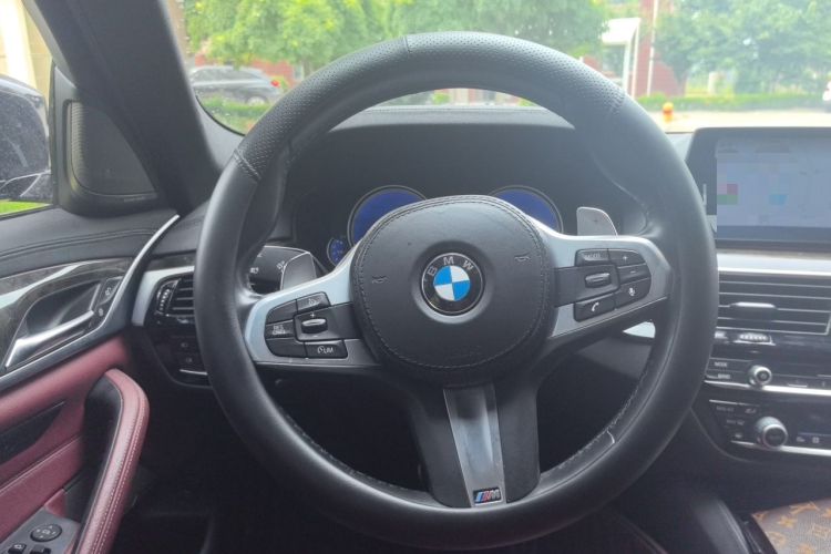 Used BMW 5 Series 2018 530Li Luxury Edition M Sport Package Steering Wheel