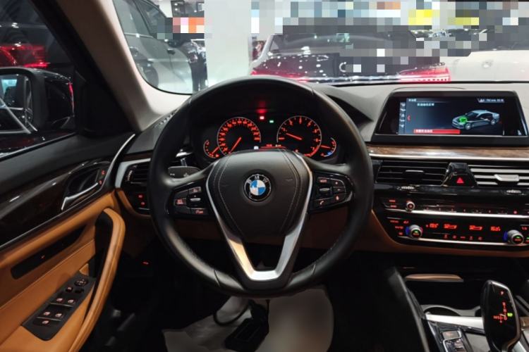 Used BMW 5 Series 2018 528Li Launch Special Edition Steering Wheel