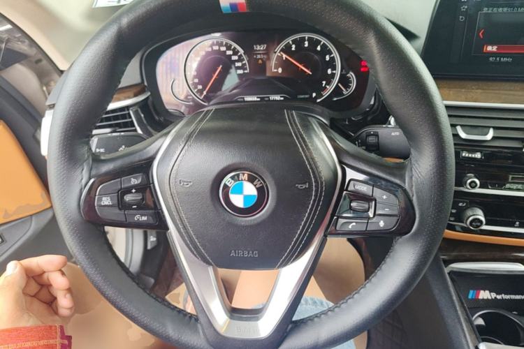 Used BMW 5 Series 2018 528Li Launch Special Edition Steering Wheel