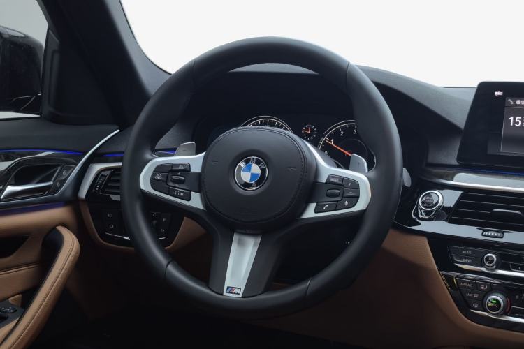 Used BMW 5 Series 2018 530Li Leading Model M Sport Package Steering Wheel