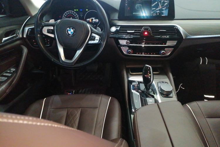 Used BMW 5 Series 2018 530Li xDrive Luxury Package Steering Wheel
