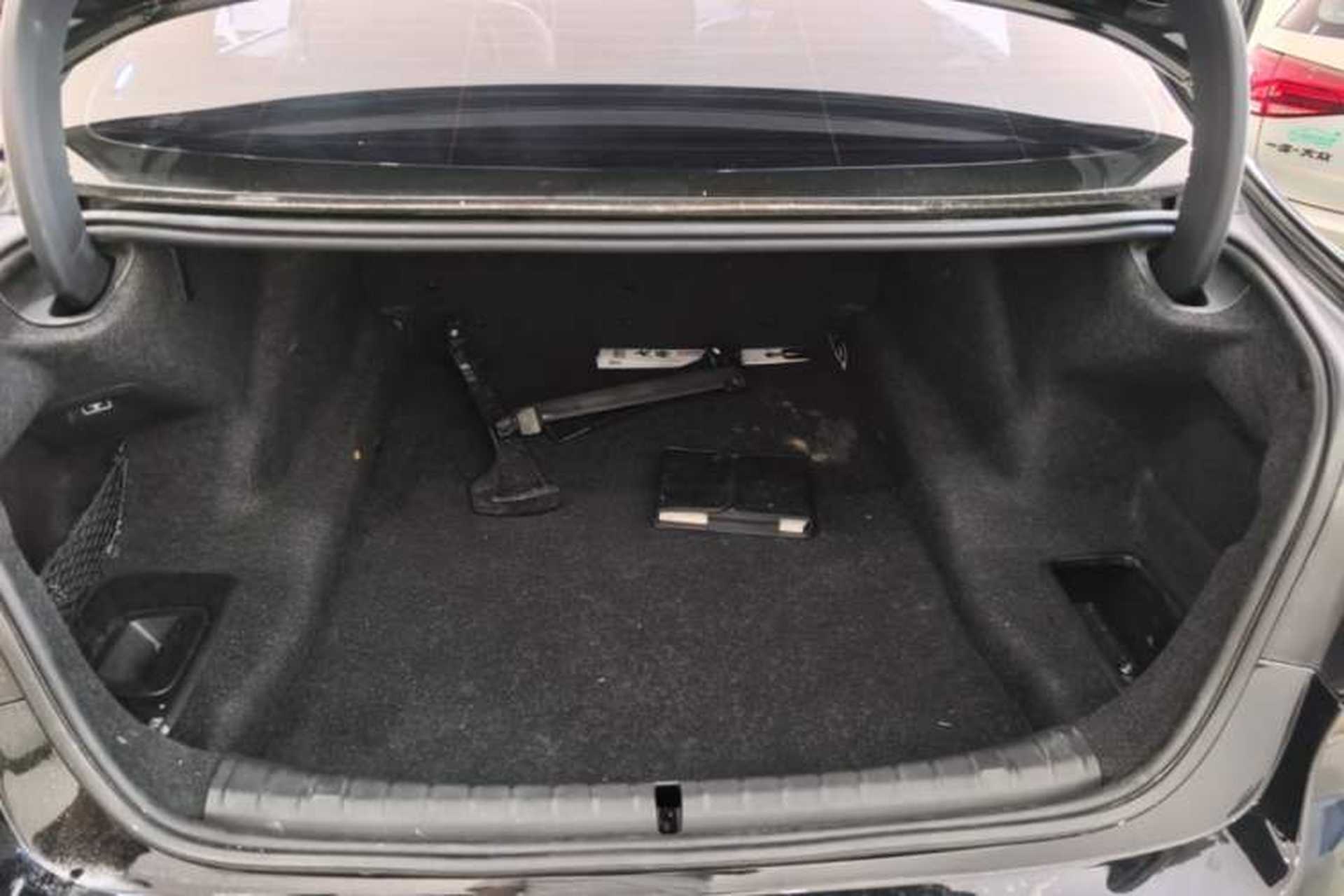 Used BMW 5 Series 2018 530Li Leading Model M Sport Package Trunk