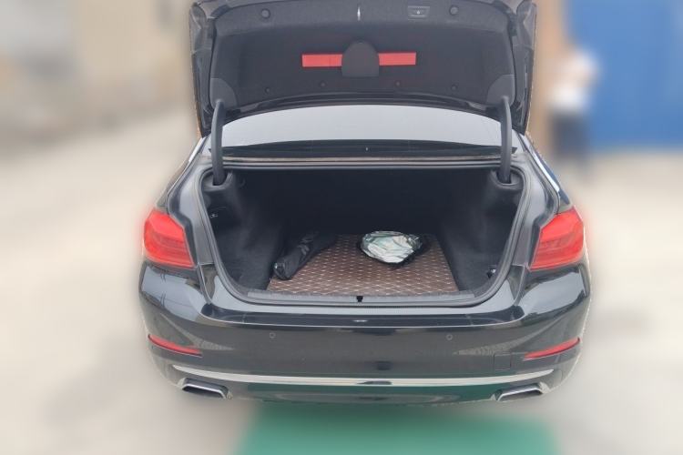 Used BMW 5 Series 2018 Revised Version 530Li Leading Edition Luxury Package Trunk