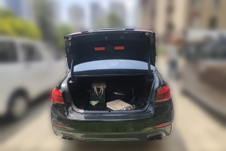 Used BMW 5 Series 2018 Restyled 530Li Leading Edition M Sport Package Trunk