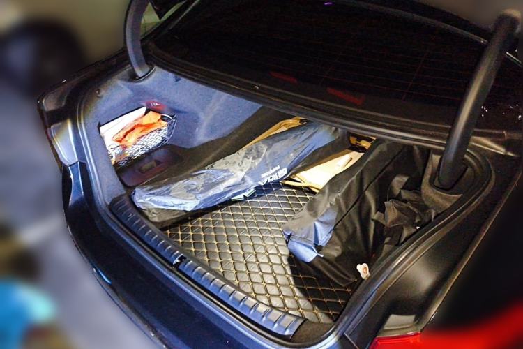 Used BMW 5 Series 2018 525Li M Sport Package Trunk