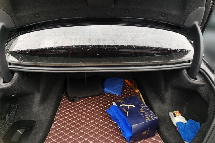 Used BMW 5 Series 2018 530Li Leading Model M Sport Package Trunk