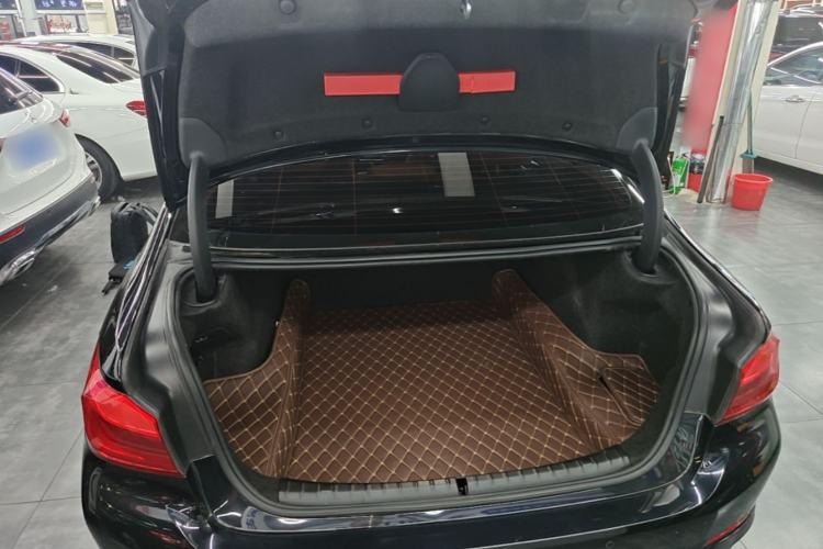 Used BMW 5 Series 2018 528Li Launch Special Edition Trunk