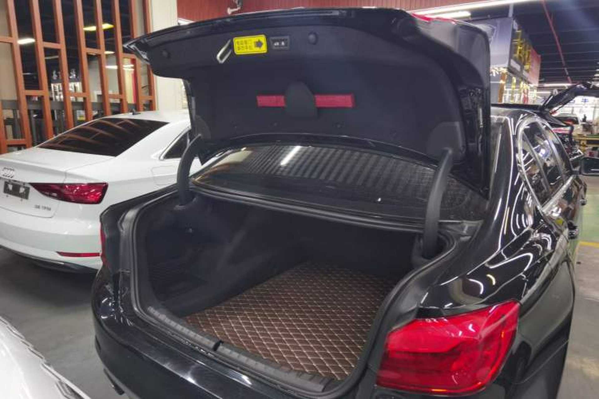 Used BMW 5 Series 2018 528Li Launch Special Edition Trunk
