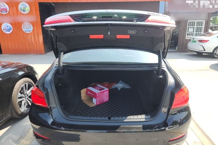 Used BMW 5 Series 2018 528Li Launch Special Edition Trunk
