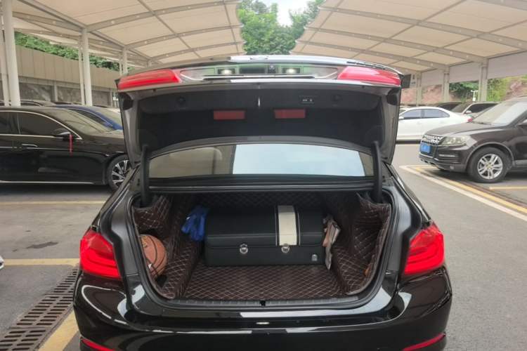 Used BMW 5 Series 2018 528Li Launch Special Edition Trunk