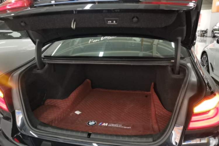Used BMW 5 Series 2018 525i M Sport Package Trunk