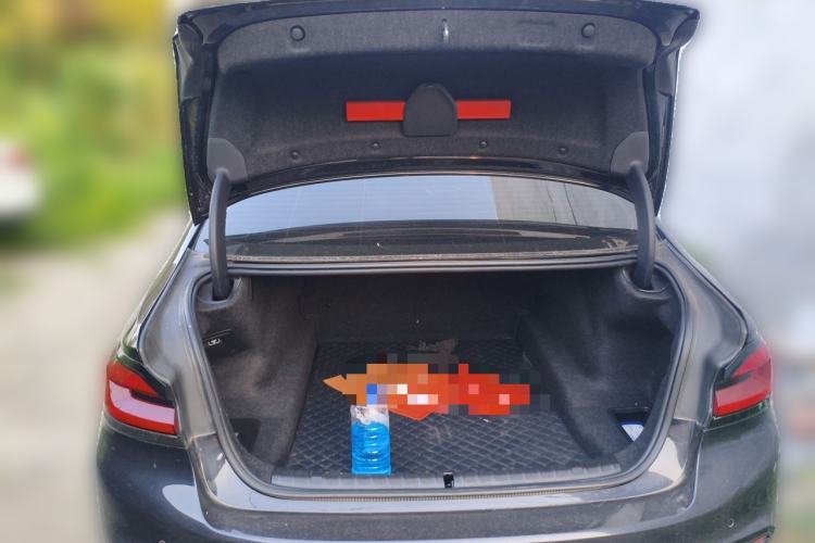 Used BMW 5 Series 2018 525Li M Sport Package Trunk