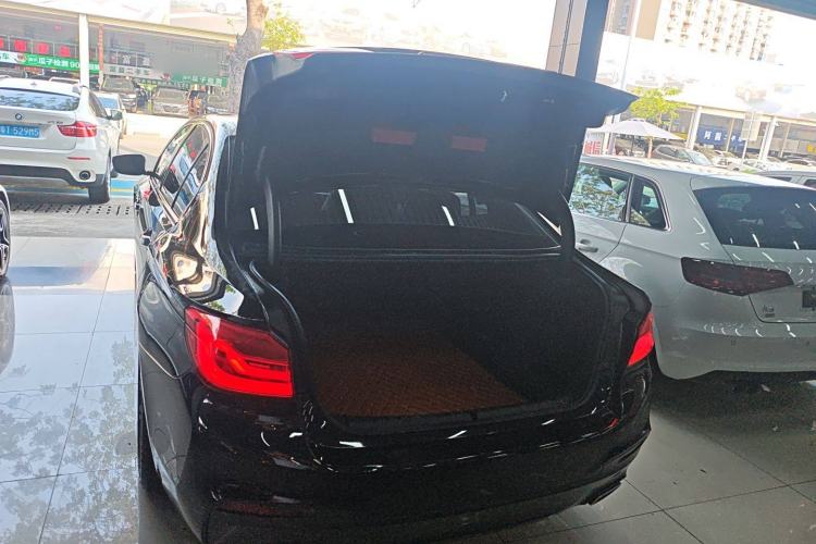Used BMW 5 Series 2018 Restyled 530Li Luxury Edition M Sport Package Trunk