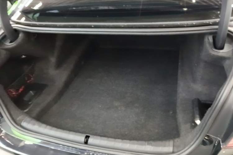 Used BMW 5 Series 2018 528Li Launch Special Edition Trunk