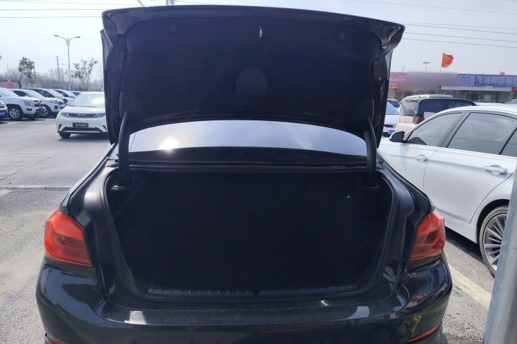 Used BMW 5 Series 2018 528Li Launch Special Edition Trunk