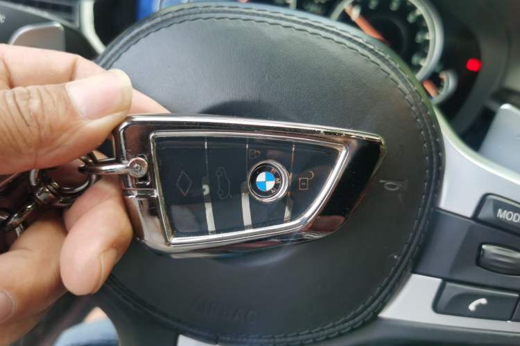 Used BMW 5 Series 2018 Restyled 530Li Luxury Edition M Sport Package Vehicle Key