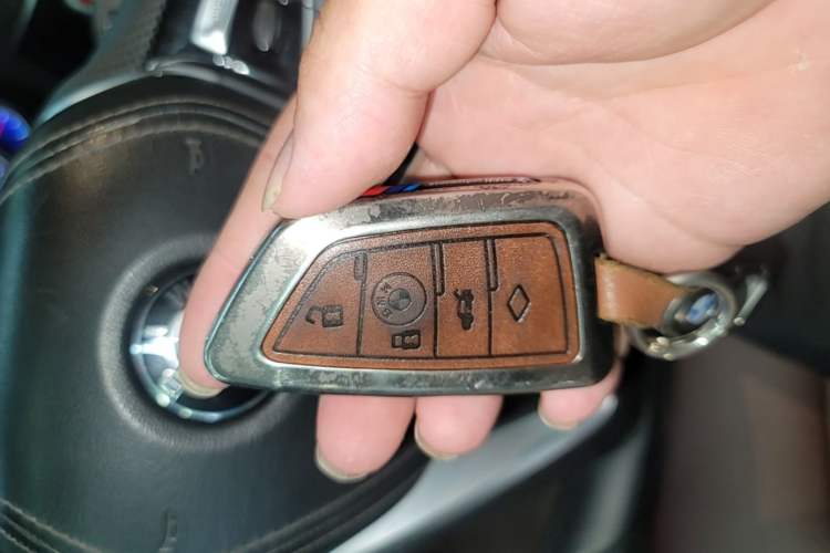 Used BMW 5 Series 2018 525Li Luxury Package Vehicle Key