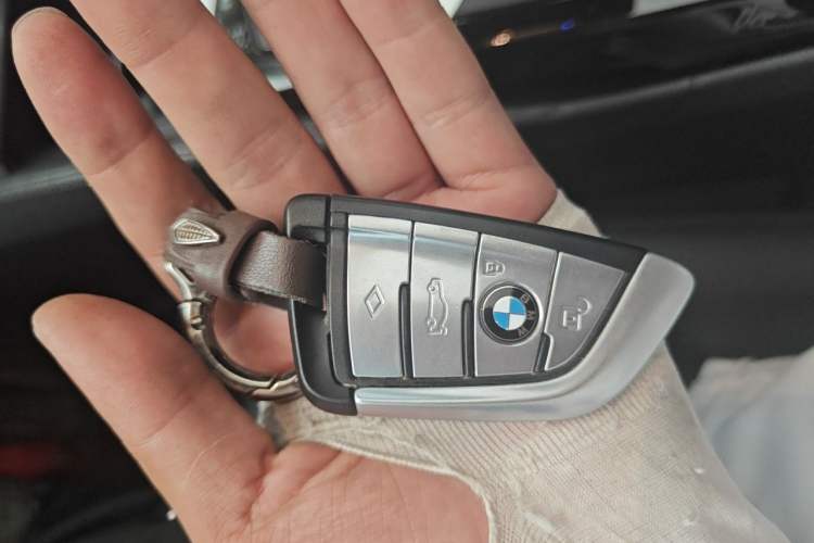 Used BMW 5 Series 2018 525Li M Sport Package Vehicle Key