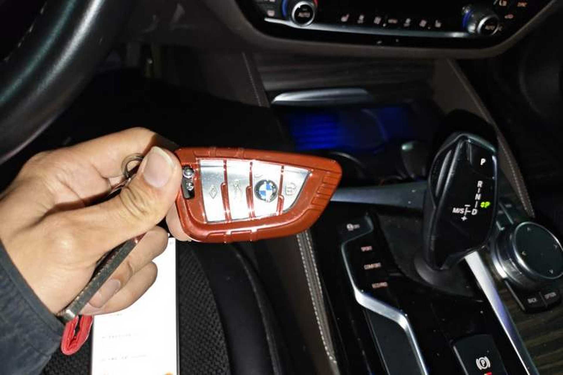 Used BMW 5 Series 2018 530Li Leading Edition Luxury Package Vehicle Key
