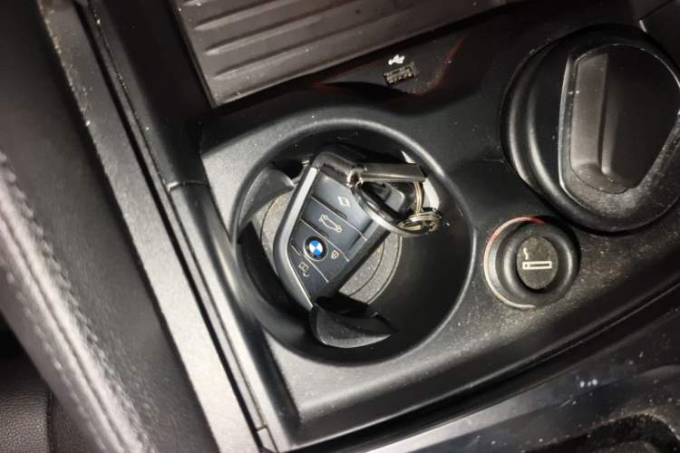 Used BMW 5 Series 2018 525Li M Sport Package Vehicle Key