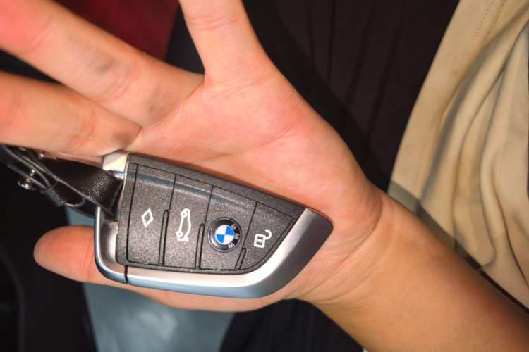 Used BMW 5 Series 2018 525Li Luxury Package Vehicle Key