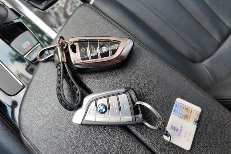 Used BMW 5 Series 2018 525Li Luxury Package Vehicle Key
