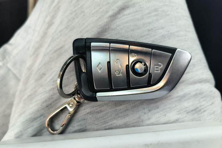Used BMW 5 Series 2018 525Li Luxury Package Vehicle Key