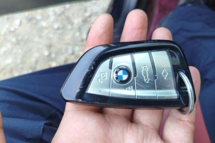 Used BMW 5 Series 2018 525Li M Sport Package Vehicle Key