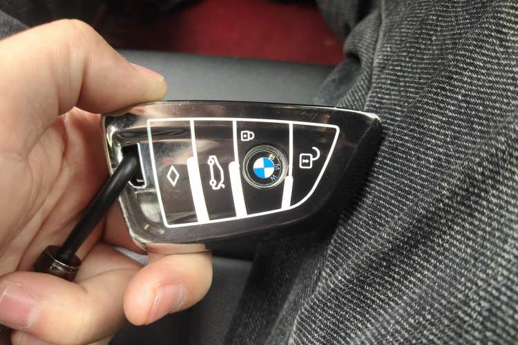 Used BMW 5 Series 2018 525Li M Sport Package Vehicle Key