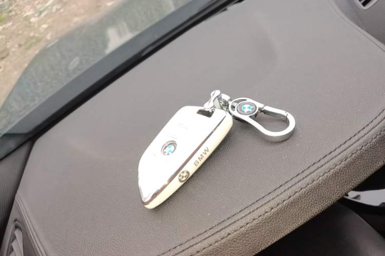 Used BMW 5 Series 2018 525Li M Sport Package Vehicle Key