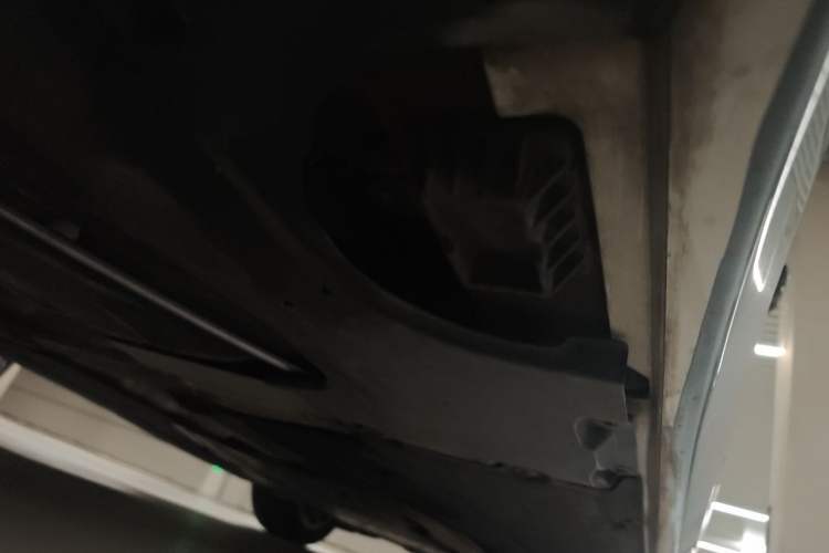 Used BMW 5 Series 2018 525Li Luxury Package Chassis Rear Right