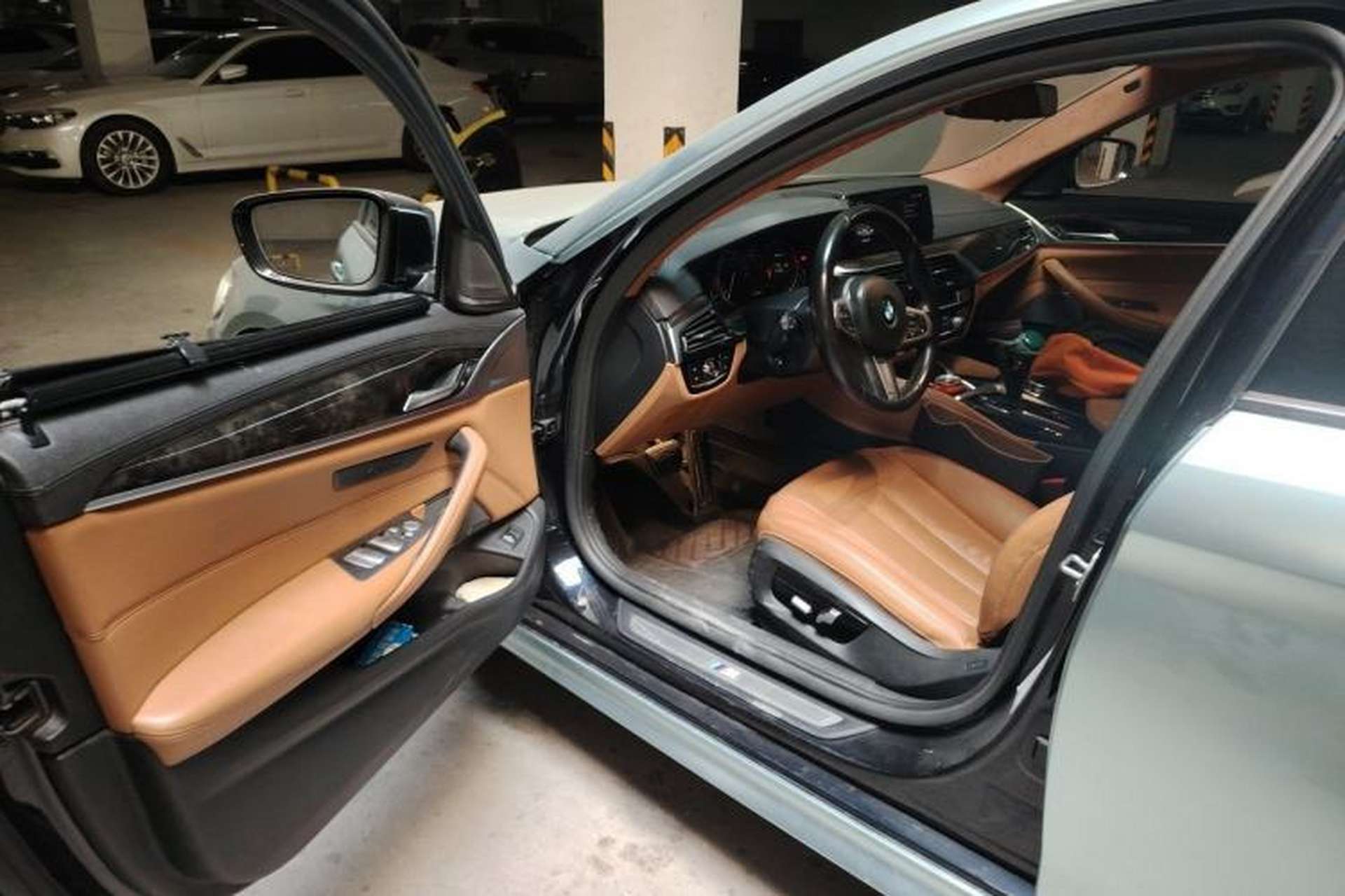 Used BMW 5 Series 2018 Restyled 530Li Luxury Edition M Sport Package Driver Seat
