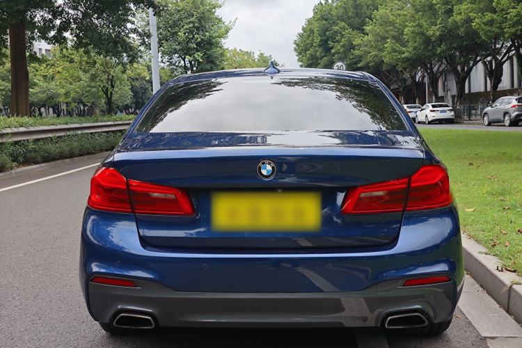 Used BMW 5 Series 2018 525i M Sport Package Exterior 2