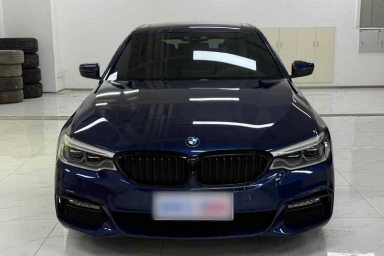Used BMW 5 Series 2018 540i M Sport Package Exterior 3