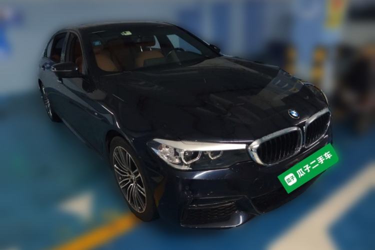 Used BMW 5 Series 2018 530Li Leading Model M Sport Package Front Right 45 Deg