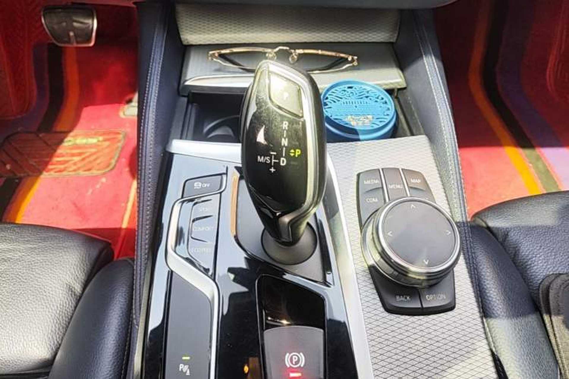 Used BMW 5 Series 2018 525i M Sport Package Gear Lever