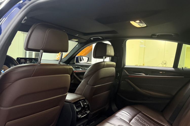 Used BMW 5 Series 2018 540i M Sport Package Headliner