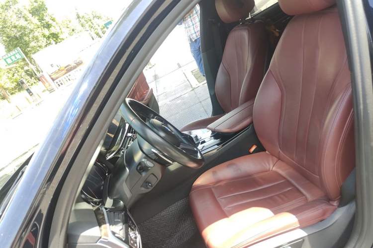 Used BMW 5 Series 2018 530Li xDrive M Sport Package Left Front Seat