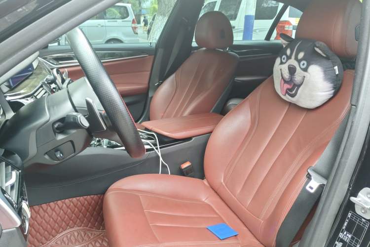 Used BMW 5 Series 2018 Restyled 530Li Leading Edition M Sport Package Left Front Seat