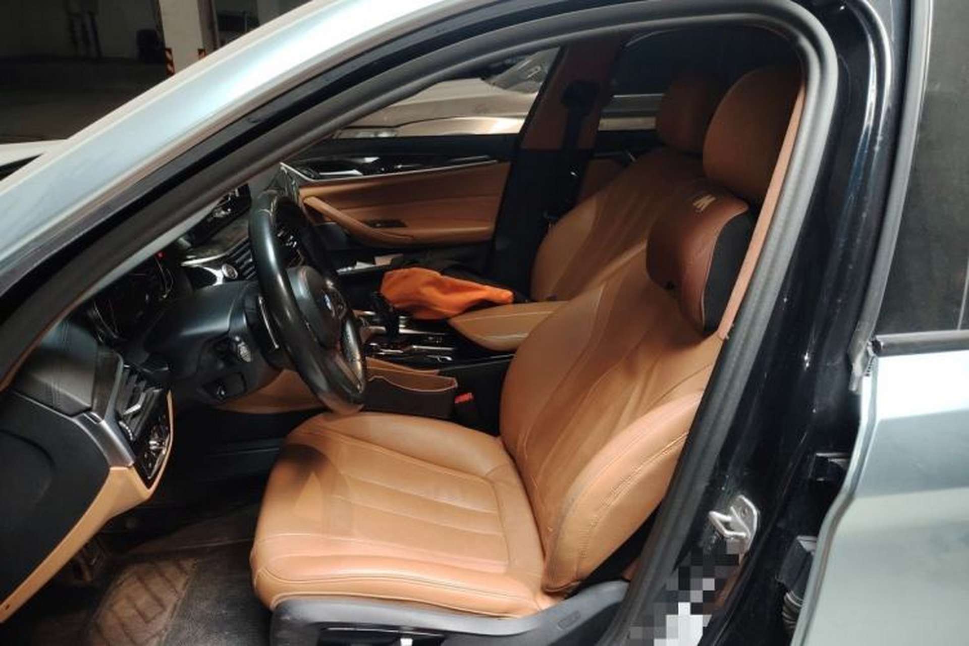 Used BMW 5 Series 2018 Restyled 530Li Luxury Edition M Sport Package Left Front Seat