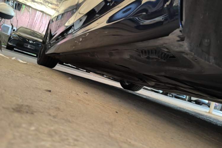 Used BMW 5 Series 2018 530i M Sport Package Left Side Sill
