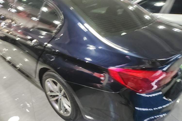 Used BMW 5 Series 2018 525Li M Sport Package Rear Left 45 Deg