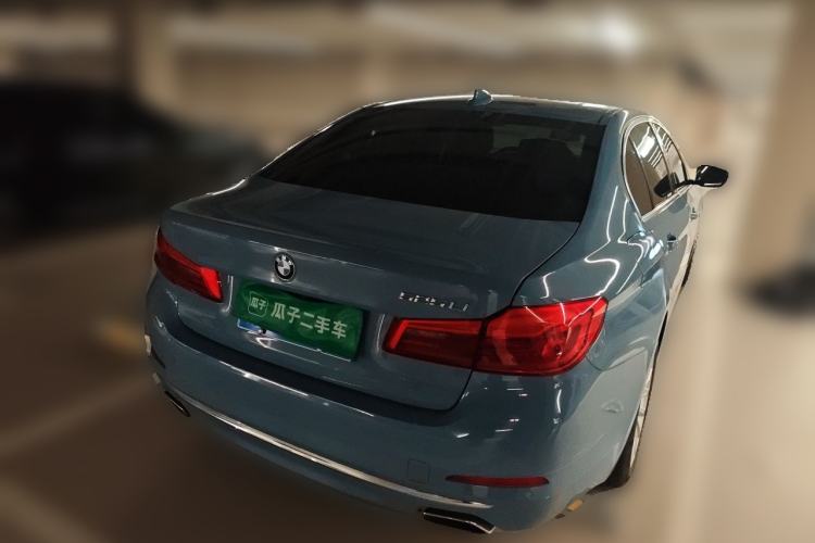Used BMW 5 Series 2018 525Li Luxury Package Rear Right 45 Deg