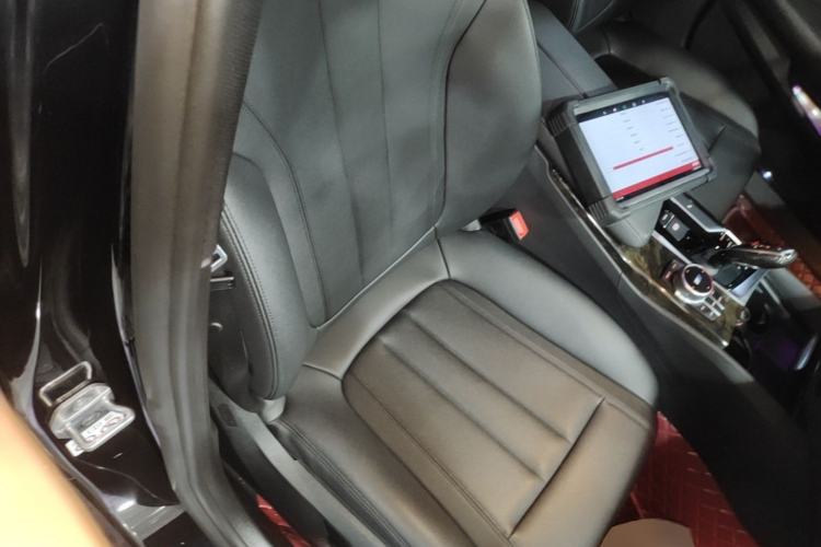 Used BMW 5 Series 2018 525Li M Sport Package Right Front Seat