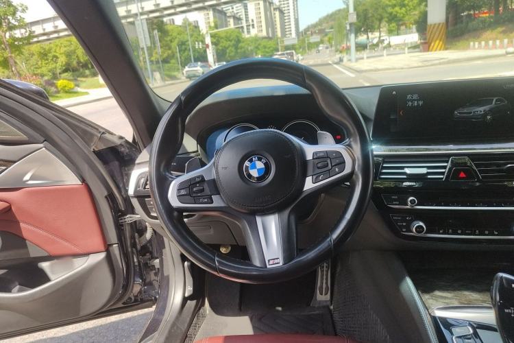 Used BMW 5 Series 2018 530Li xDrive M Sport Package Steering Wheel