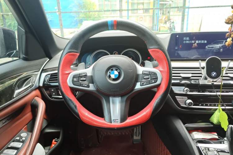 Used BMW 5 Series 2018 Restyled 530Li Leading Edition M Sport Package Steering Wheel