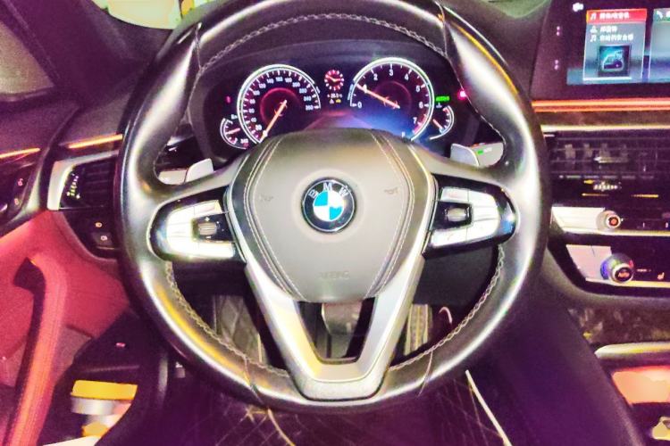 Used BMW 5 Series 2018 Restyled 530Li Leading Edition M Sport Package Steering Wheel