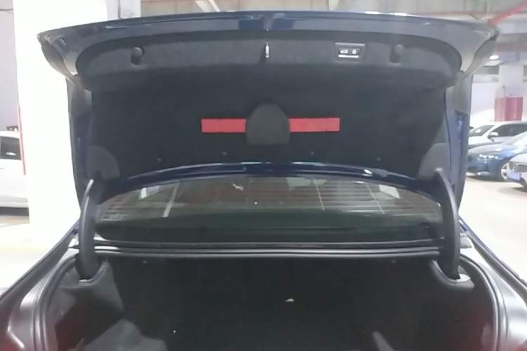 Used BMW 5 Series 2018 540i M Sport Package Trunk